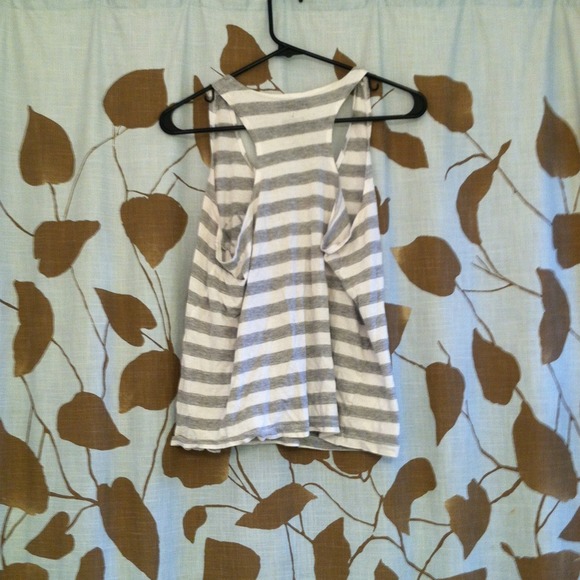 Beach Tank Top! - Picture 2 of 2