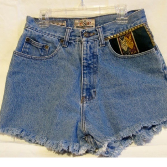 Vintage upcycled tribal shorts - Picture 3 of 4