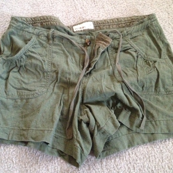 🚩SOLD🚩 Green shorts