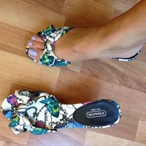 COACH- sz. 8- NEVER WORN- slip on cork pump.