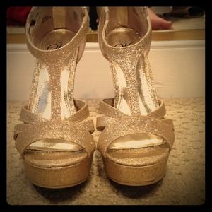 Gold Formal Shoes