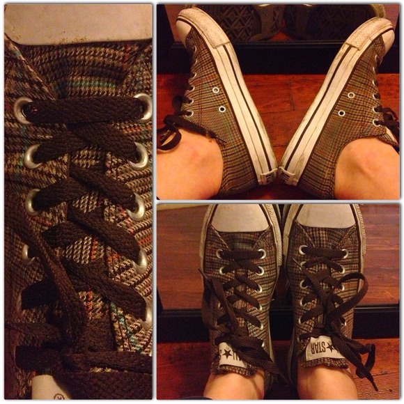 βΊBUNDLEDππΈBrown plaid Converse Shoes - Picture 2 of 2