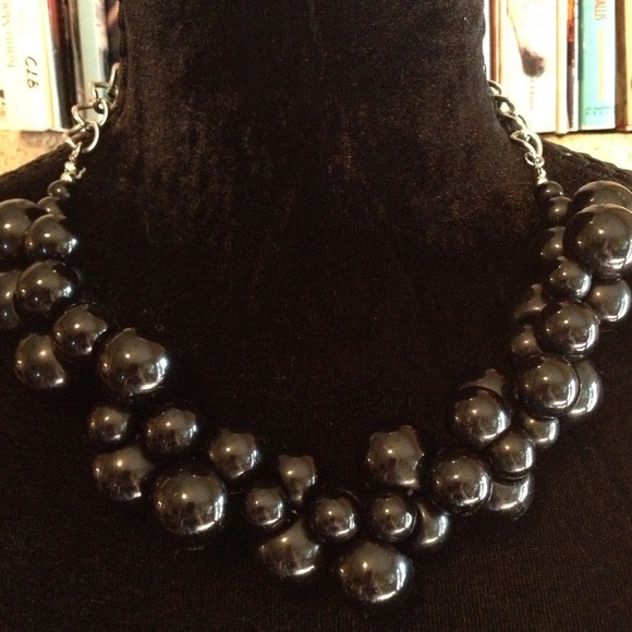 SOLD IN BUNDLE Dressy black necklace w/silver tone - Picture 2 of 2
