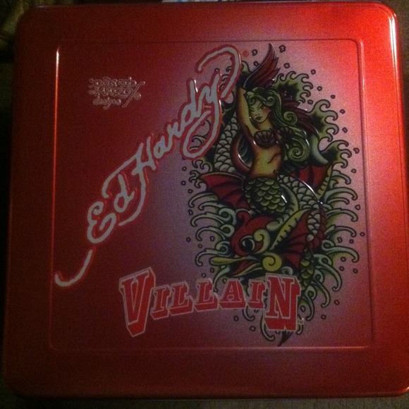 Box - Picture 1 of 2