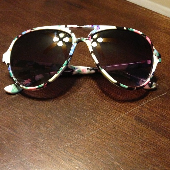 Floral shades