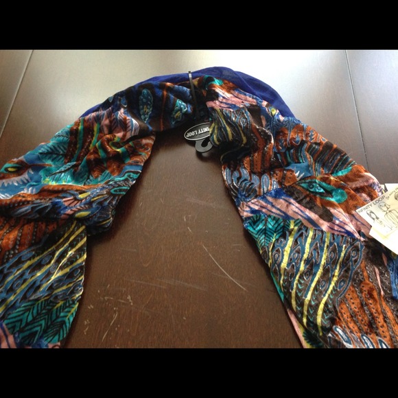 Multi-Color Scarf - Picture 2 of 3