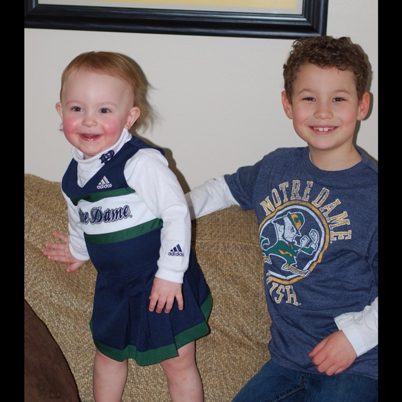 Come check out my "Gigi" closet! We love her style - Picture 4 of 4