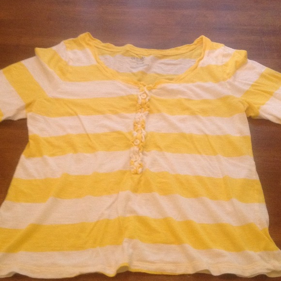 XL Old Navy Henley Shirt