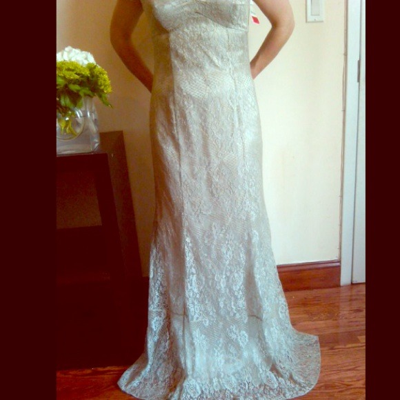 Light blue/green (mint!) lace gown