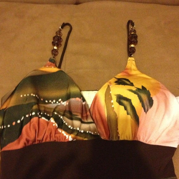 Gorgeous dress - Picture 2 of 2