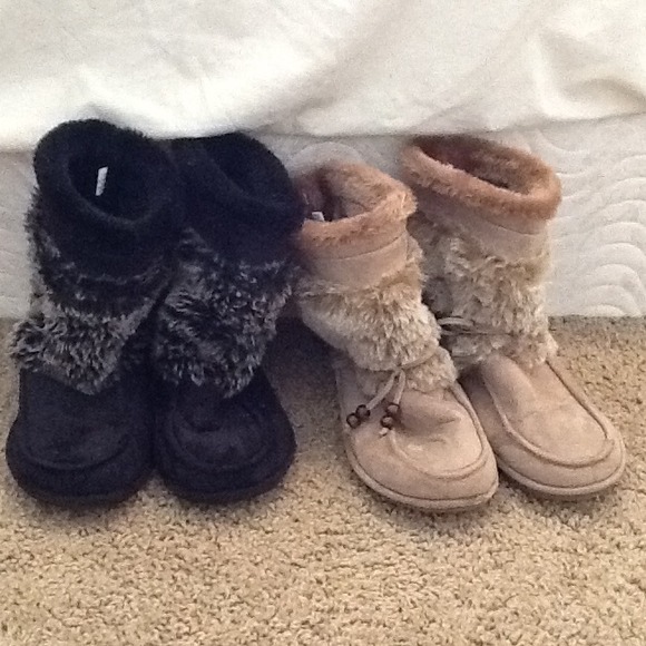 Fuzzy boots:)
