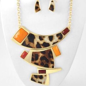 Leopard brown statement