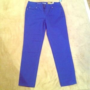 Brand spanking new Bright blue skinny pants.