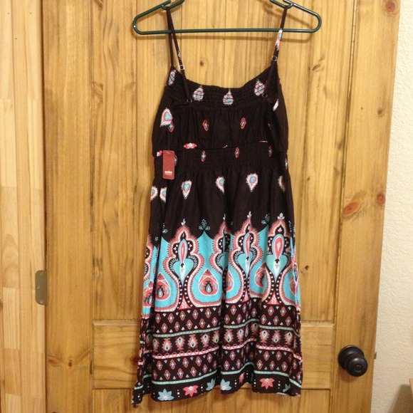 ***SOLD!!!!***  Great Sun Dress! - Picture 2 of 3