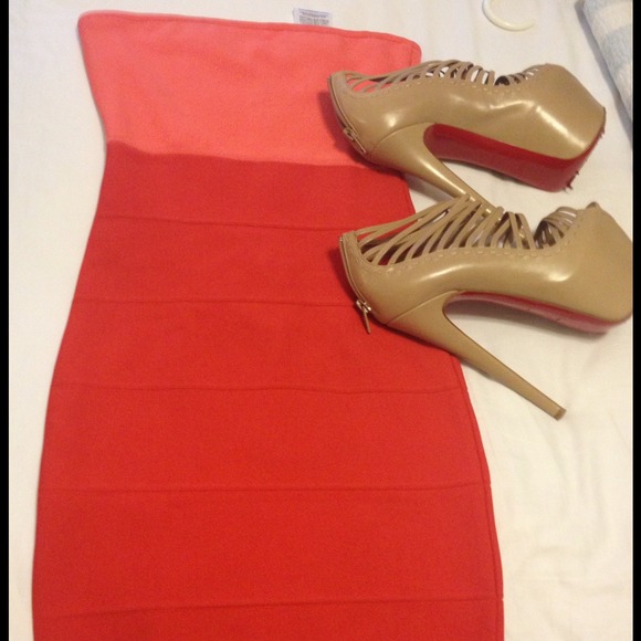 Make an offer!!! *New BCBG MaxAria bandage dress*