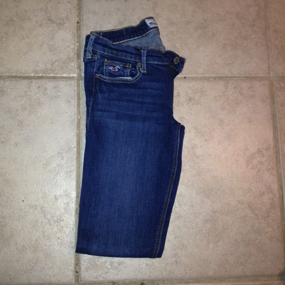 Hollister dark skinny jeans