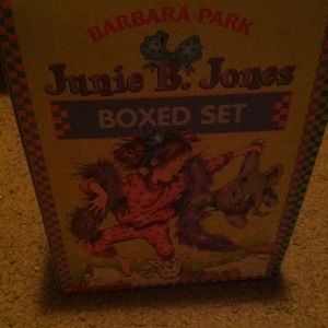 Junie b. jones boxes set