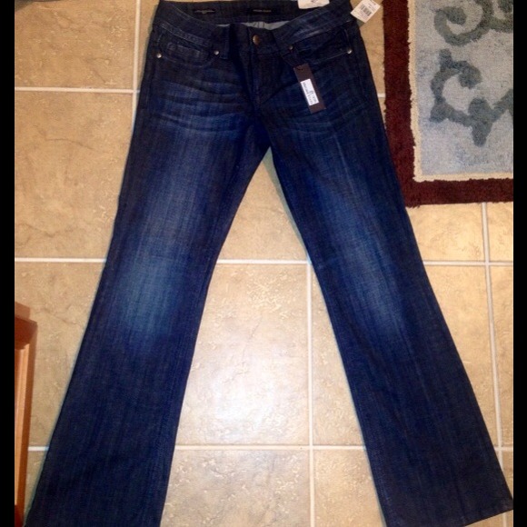 Brand New Vigoss Boot Cut Jeans! Size 29!