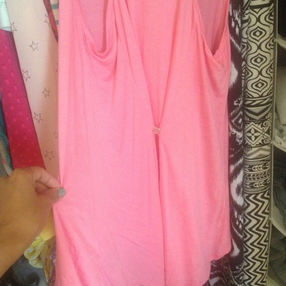 Pink top - Picture 2 of 2