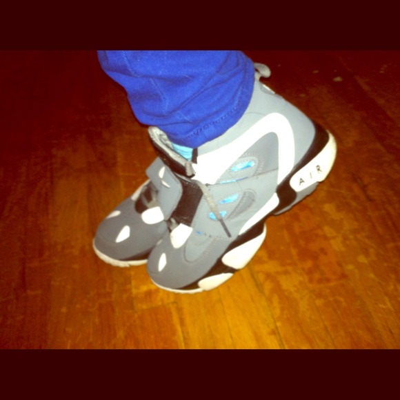 NIKE AIR DIAMOND TURF'S