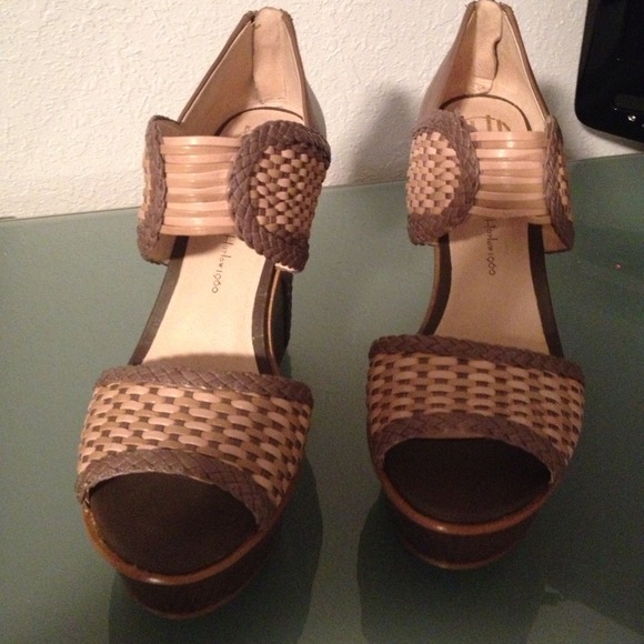 🎉🎉SOLD🎉🎉 House of Harlo 1960 - Picture 3 of 4