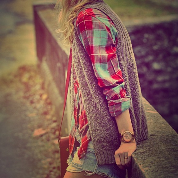 HOLD-Boyfriend fit flannel button up