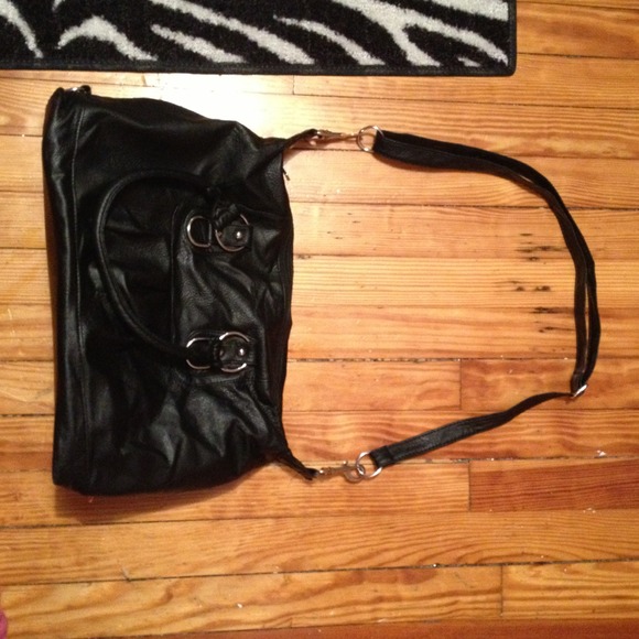 Black adjustable/removable strap purse