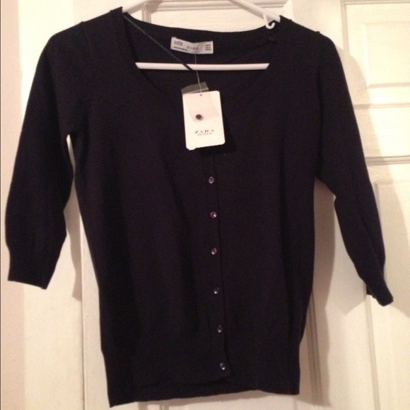 SOLD IN A BUNDLE🚩🚩Navy blue Zara three quarter