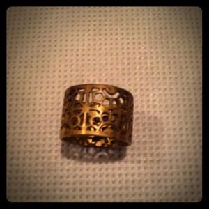 Banana republic ring