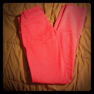 Bright pink skinny's