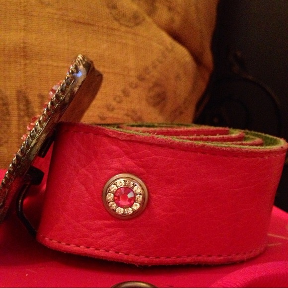 💗Fluer Di Lis belt 💗 new reduction!! - Picture 2 of 2