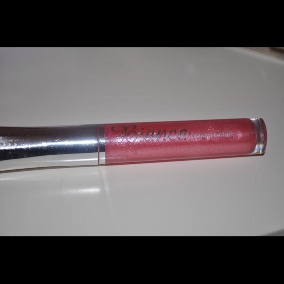 🔴SOLD🔴Pink lip plumper - Picture 2 of 2