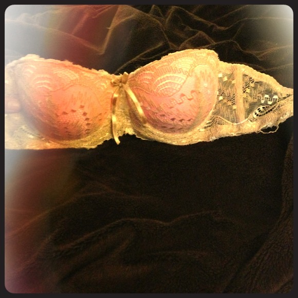 Nude and pink lace strapless push up bra multi way