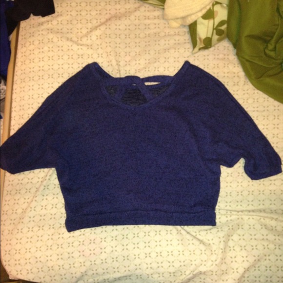 Blue crop top - Picture 2 of 2