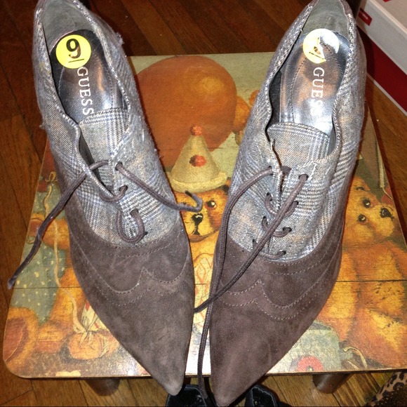 Guess Shoes - FINAL PRICE CUT❗