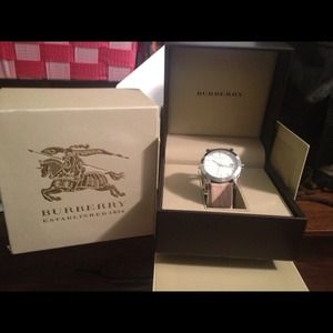 Authentic burberry nova check double wrap watch
