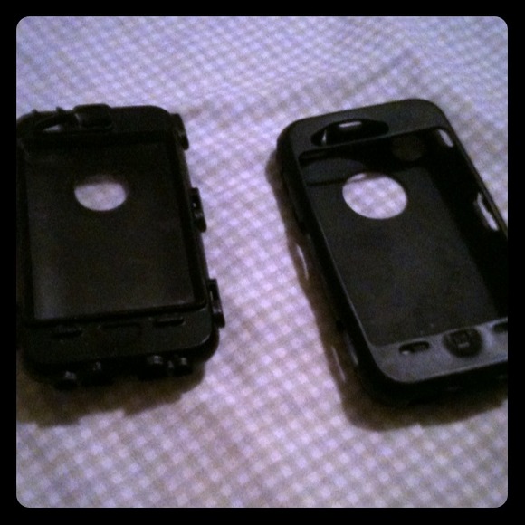 Black otter box- used in good condition!