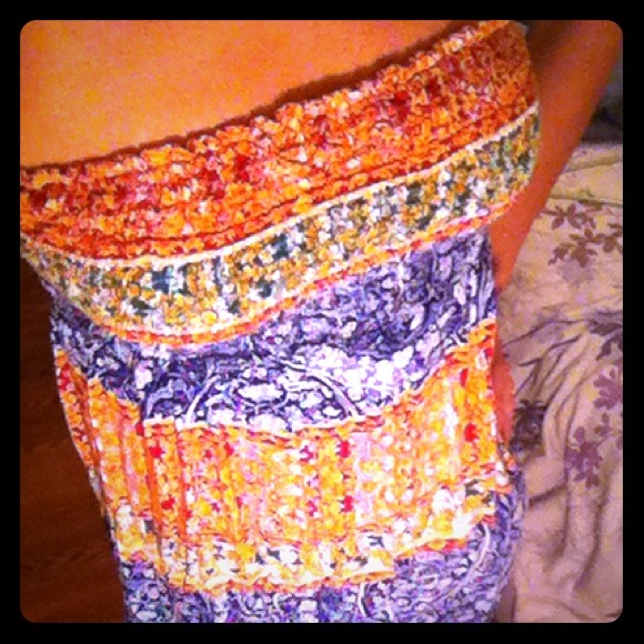 Cute maxi dress worn twice!