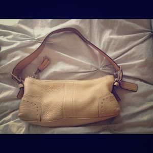 Coach tan pebble leather purse / handbag