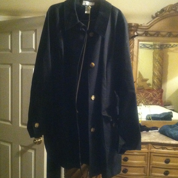 Jacket - Picture 3 of 3