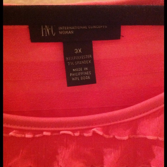 ** SOLD ** Fuchsia Ruffled Tunic- Plus Size - Picture 2 of 3