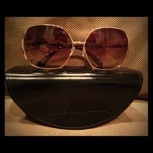 Marc by Marc Jacobs Round Metal rimmed sunglasses