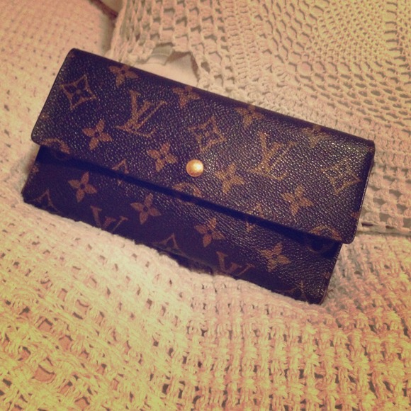 Louis Vuitton Accessories - AUTHENTIC vintage Louis Vuitton long Wallet