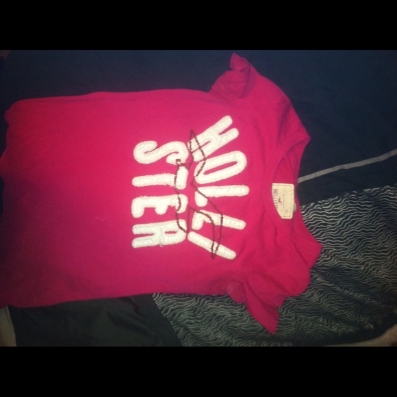 Pink Hollister tee - Picture 1 of 1