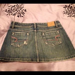 Adorable American Eagle mini skirt Sz. 4
