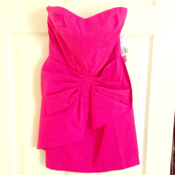 Hot pink forever 21 strapless dress sz small