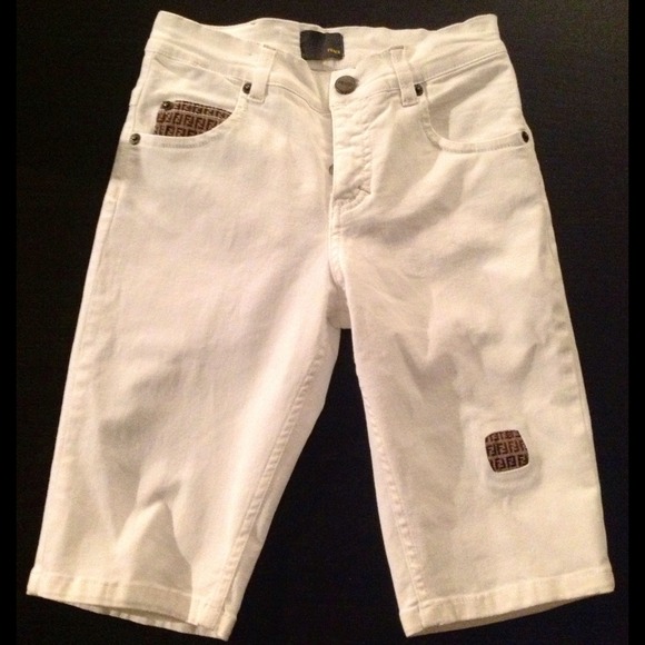 🚫SOLD🚫White shorts