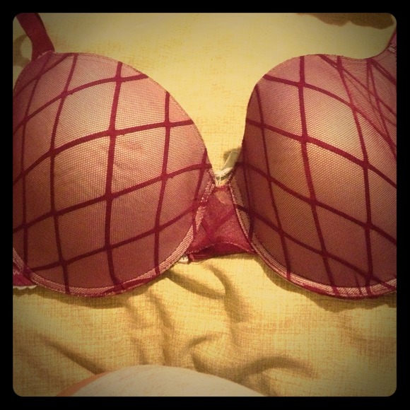 Burgundy 40c  Sold on a bundle!!!🚫🚫🚫🚫🚫🚫SOLD