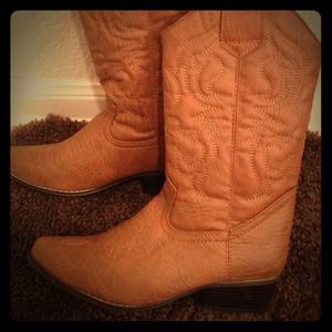 Wet Seal Cowboys boots in size 8. Brand New.