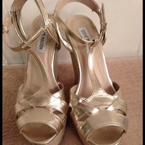 Steve Madden wedge sandals